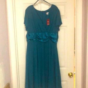 Chiffon overlay cap sleeve dress.